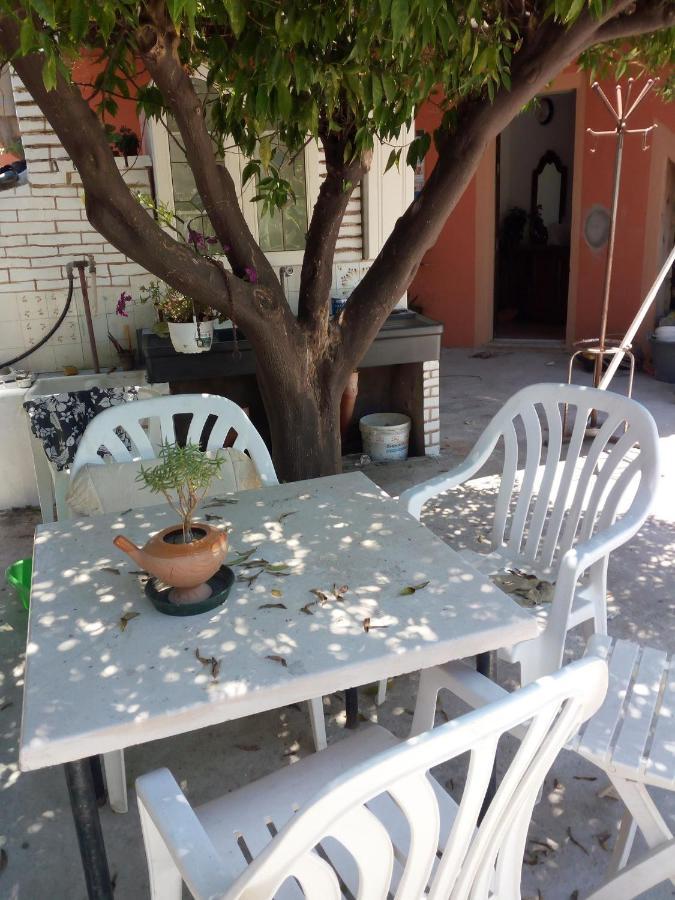 B B Casa Vacanze Il Pino Di Pino Lascari Eksteriør bilde